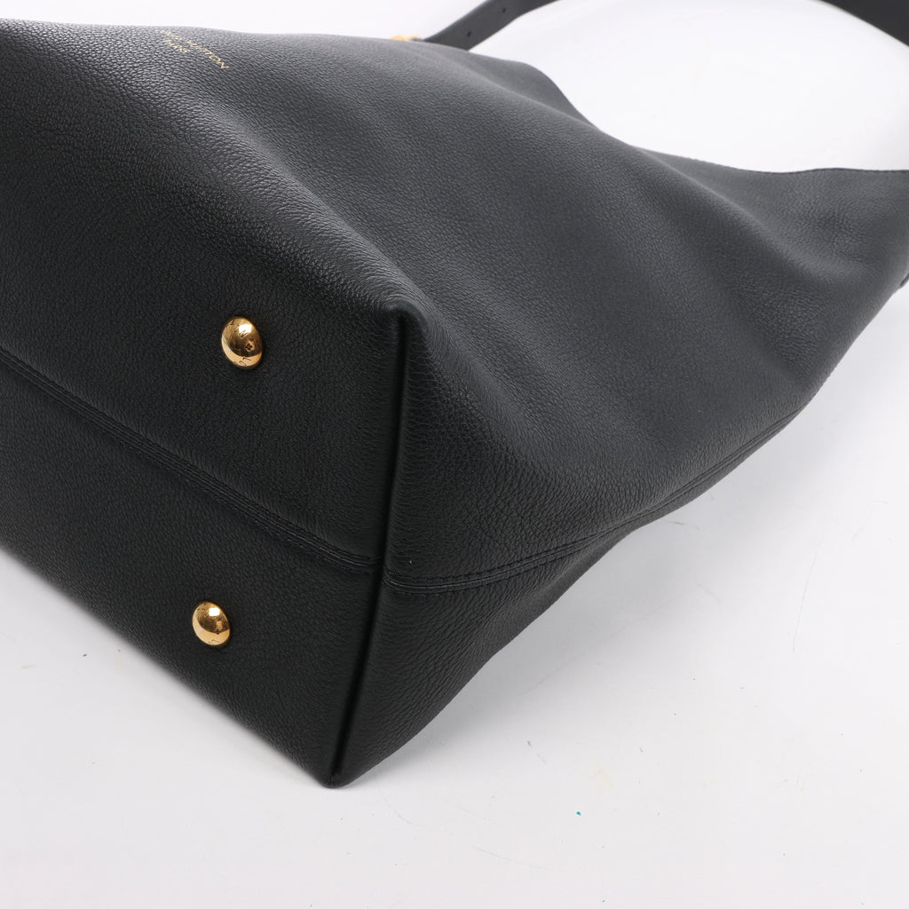 Louis Vuitton Lowkey Hobo MM Shoulder Bag in Black M24856