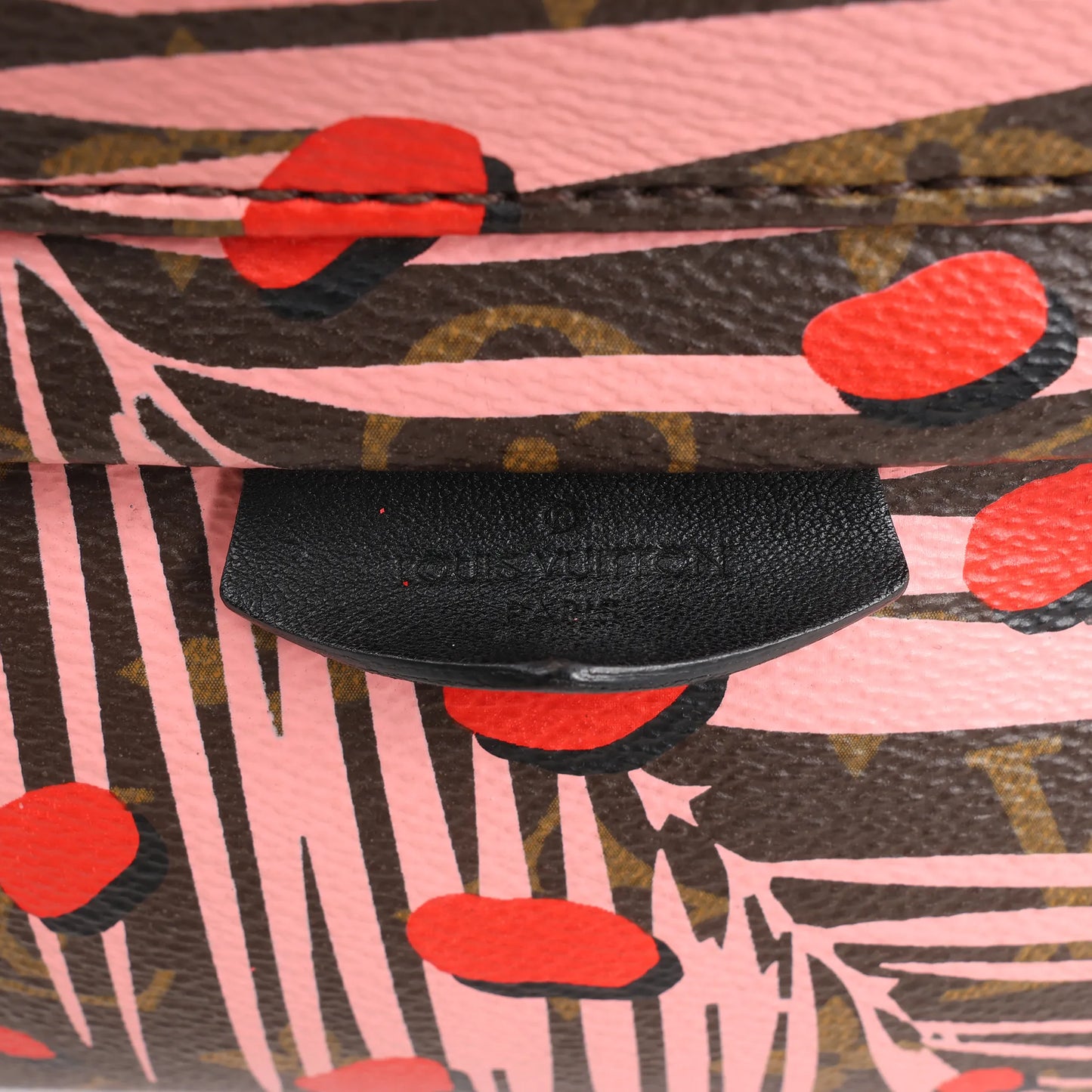 Sac à dos Louis Vuitton Palm Springs Monogram Jungle Dots PM marron et rose