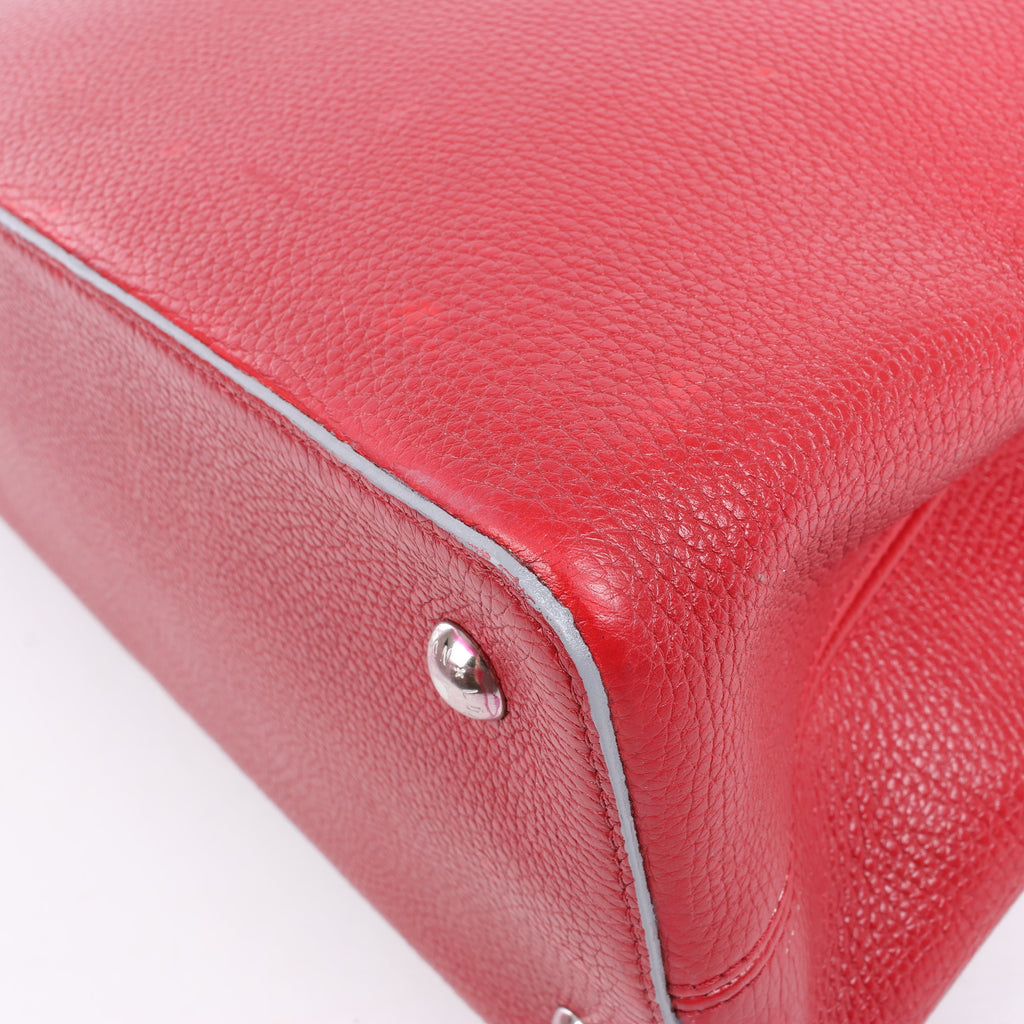 Bolso de mano Louis Vuitton Parnassea Capucines GM en rojo M48871
