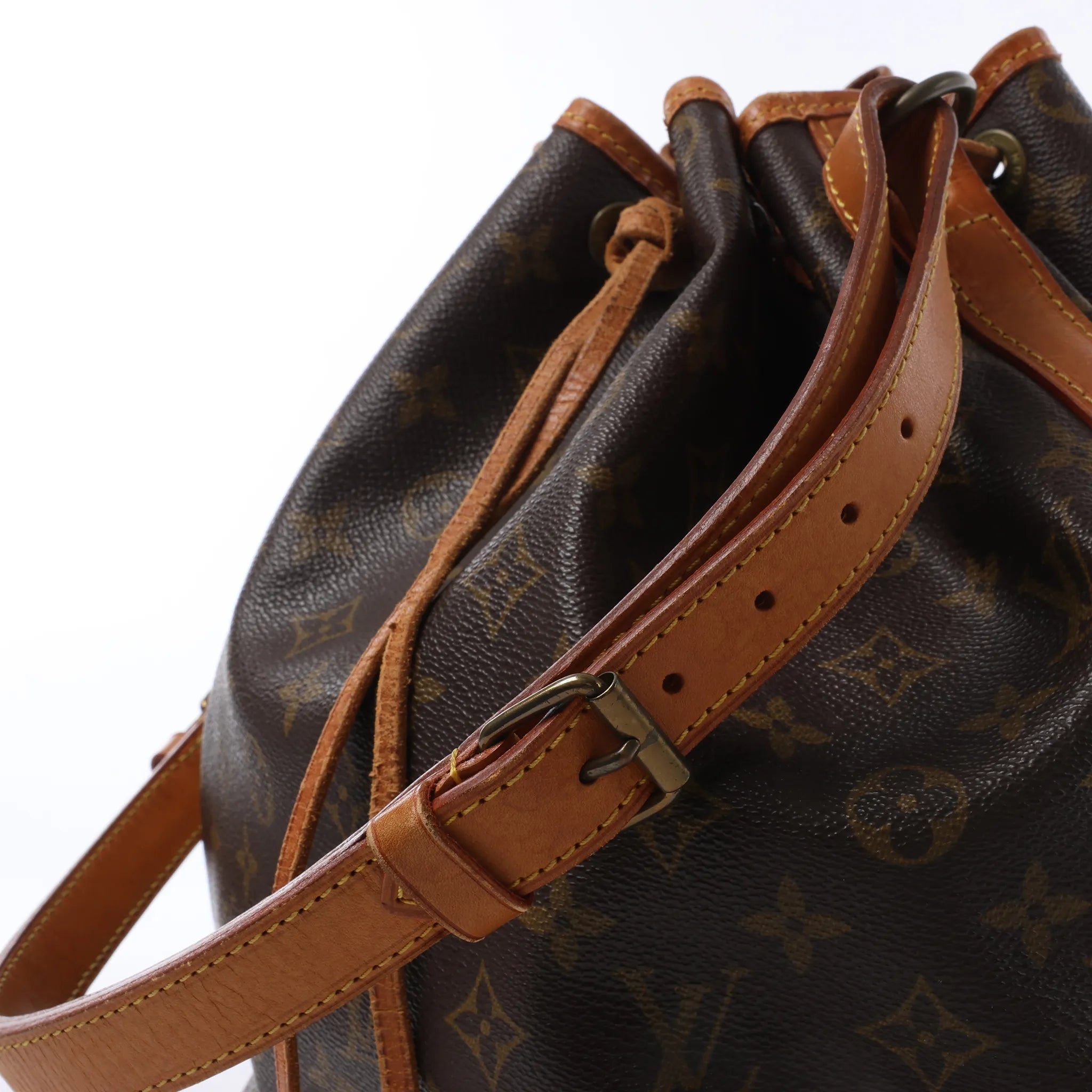 Louis Vuitton Noe Monogram Canvas Shoulder Bag in Brown M40818