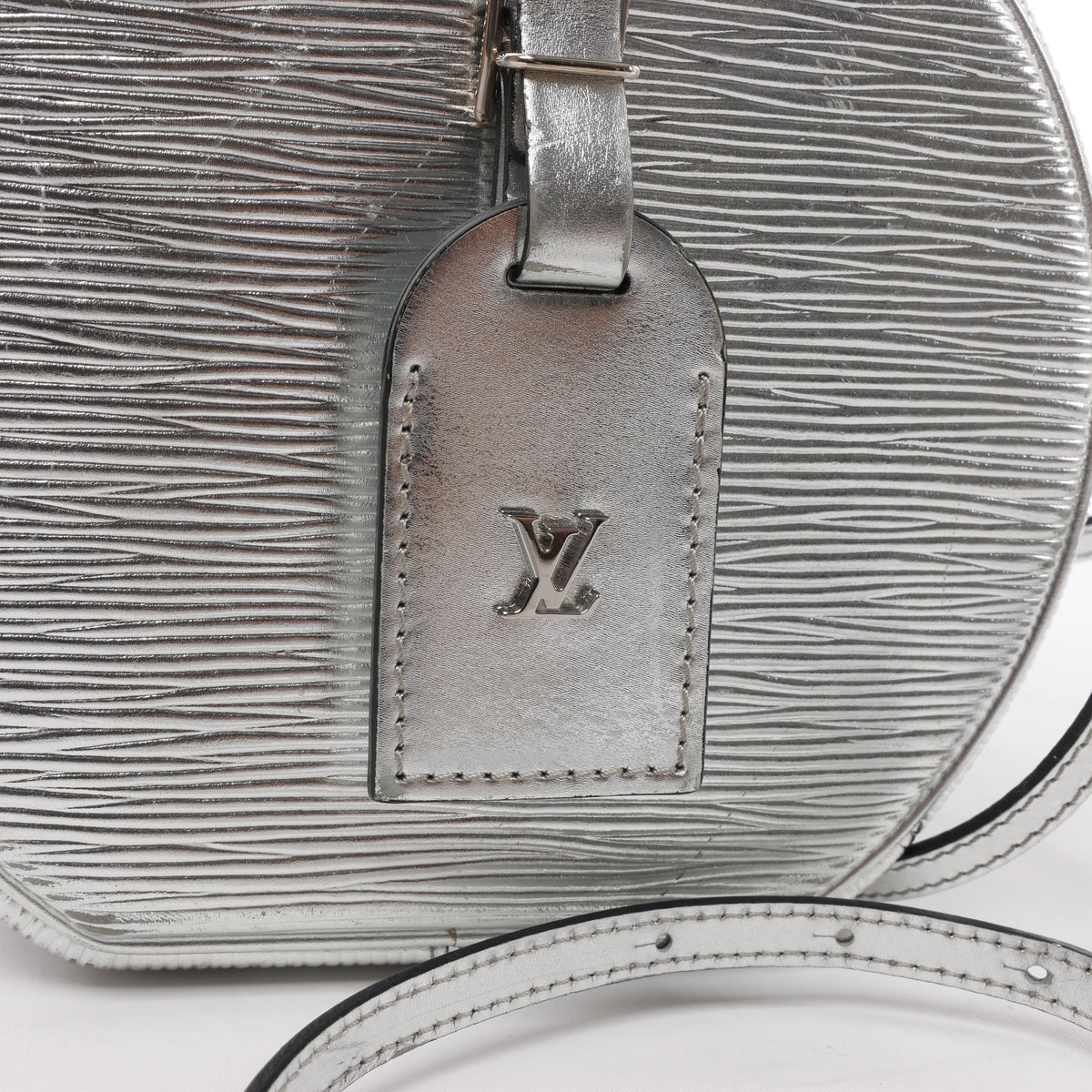 Louis Vuitton Petite Boite Chapeau Epi Leather Crossbody Bag in Silver M53074