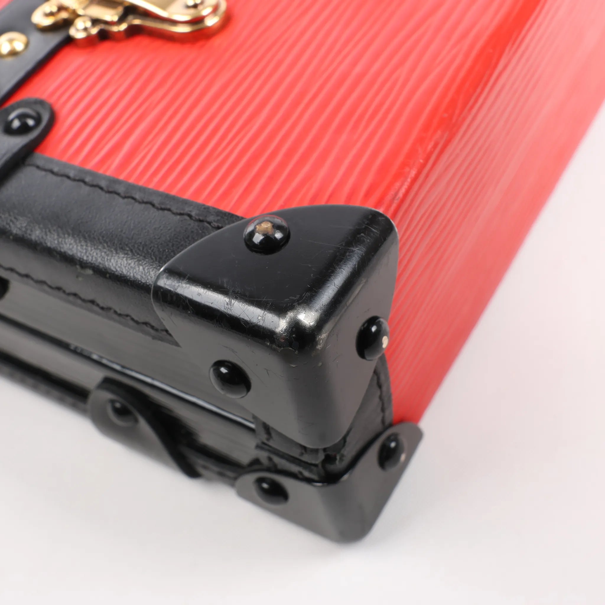 Bolso de hombro Louis Vuitton Petite Mull Epi de piel en rojo y negro M54651