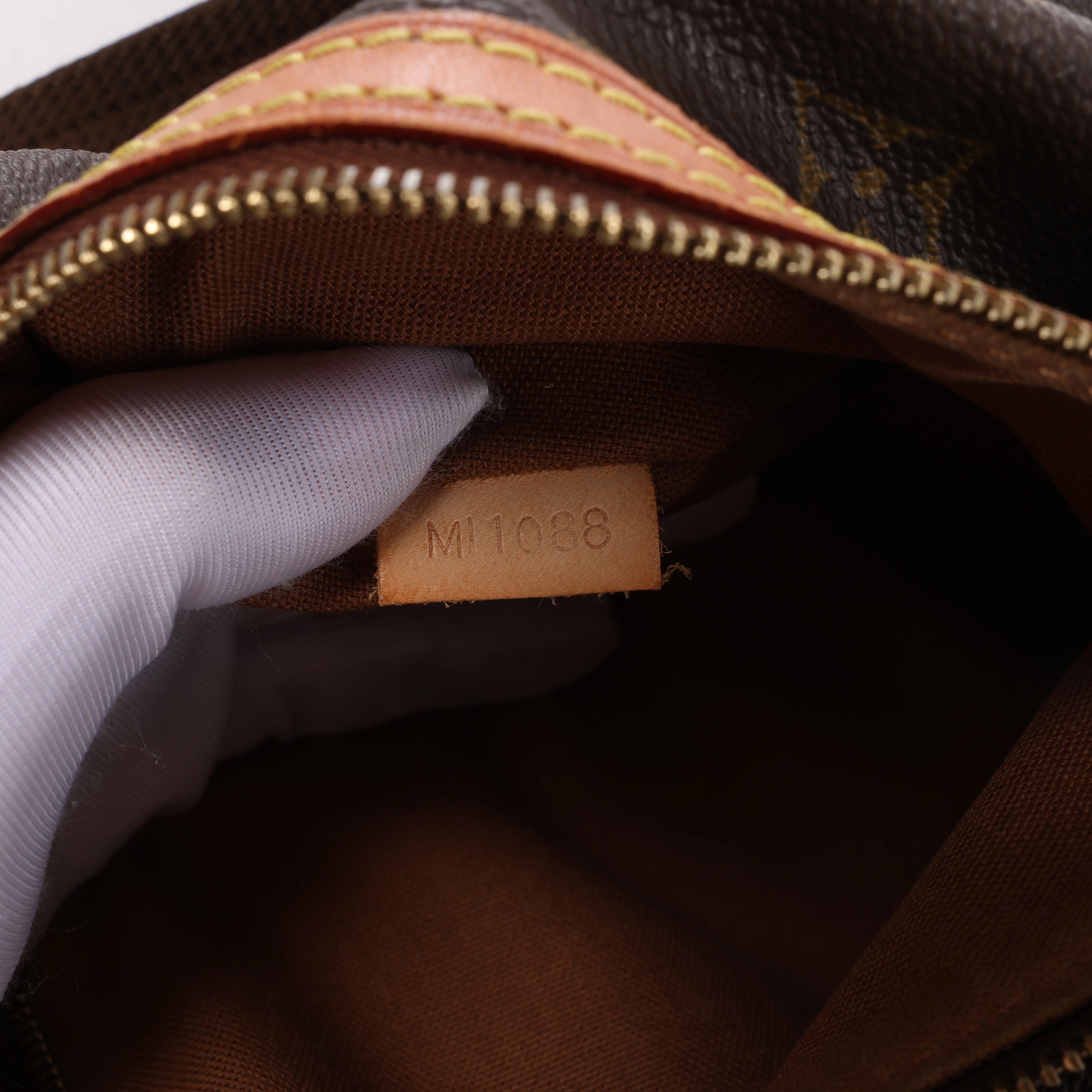 Louis Vuitton Pochette Bosphole Monogram Canvas Crossbody Bag in Brown M40044