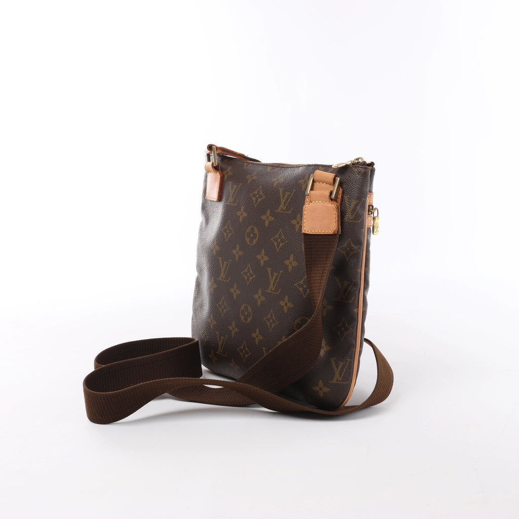 Louis Vuitton Pochette Bosphole Monogram Canvas Crossbody Bag in Brown M40044