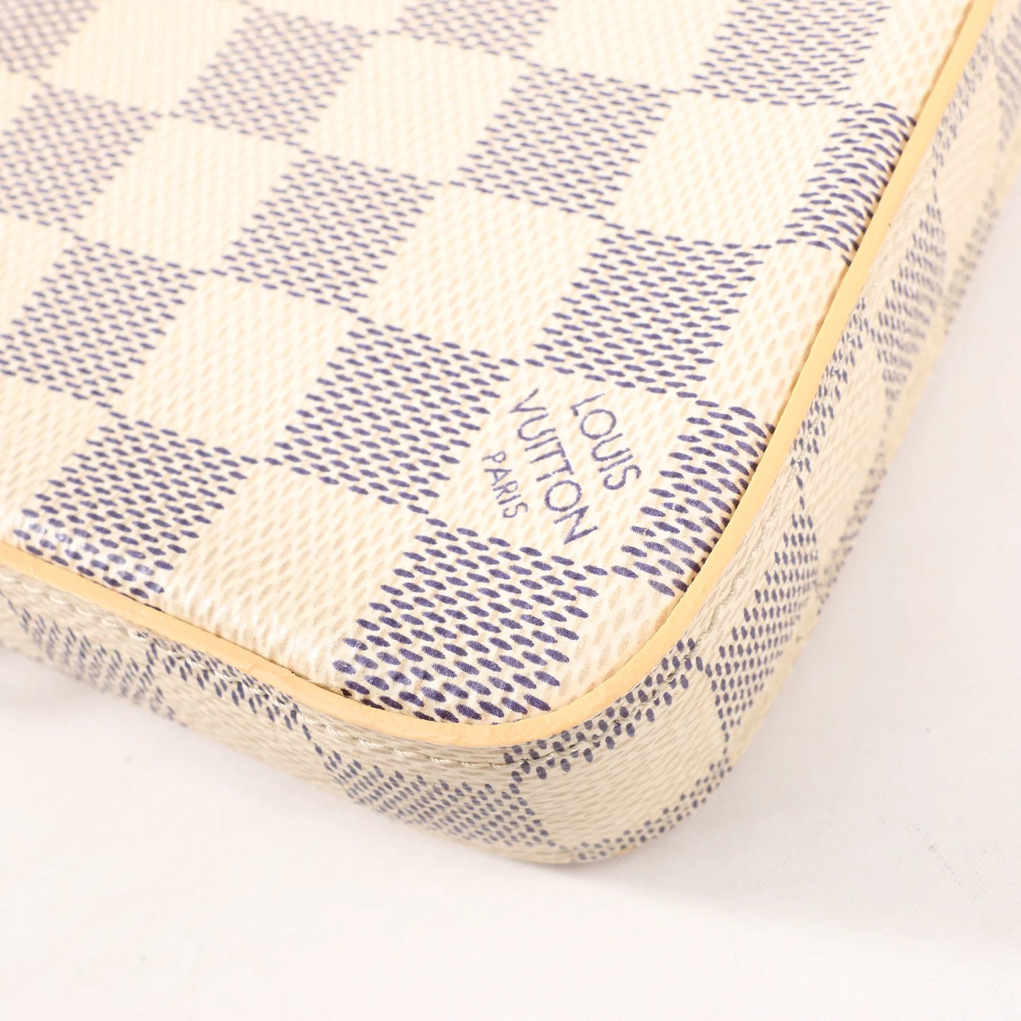Louis Vuitton Damier Azur Pochette Pochette Félicie Crossbody Bag in Beige N63106