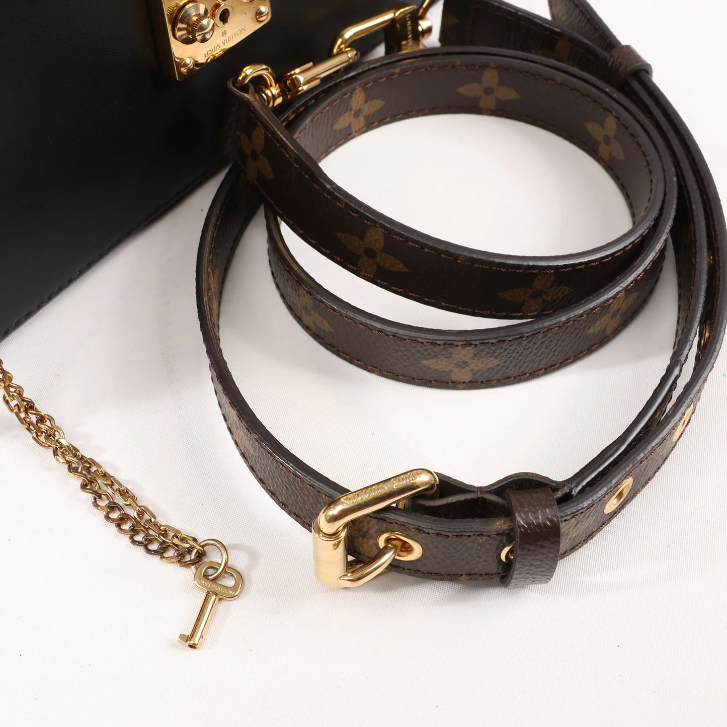 Louis Vuitton Monogram Reverse Pochette Metis MM 2Way Handbag M43488