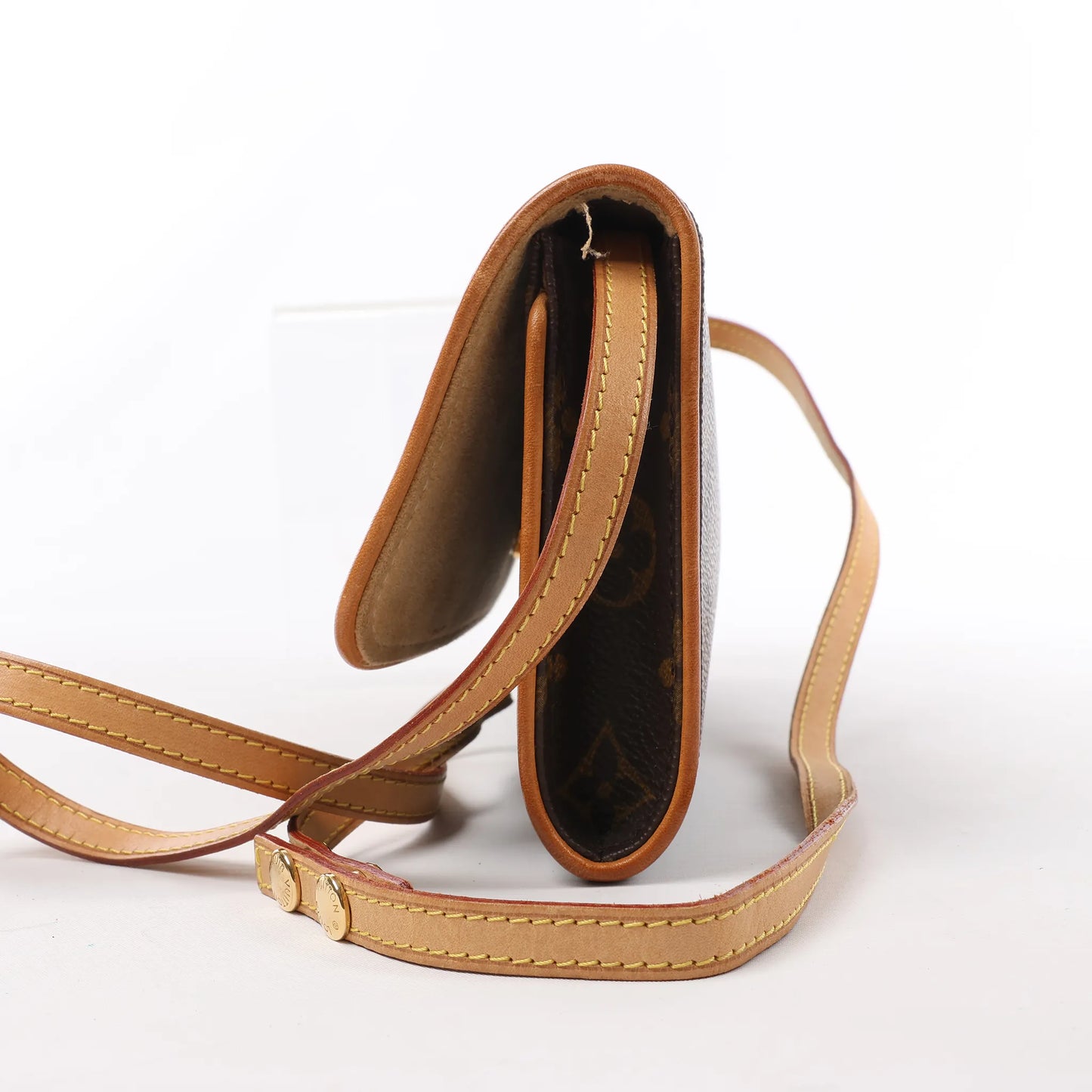 Louis Vuitton Monogram Canvas Pochette Twin GM Shoulder Bag M51852