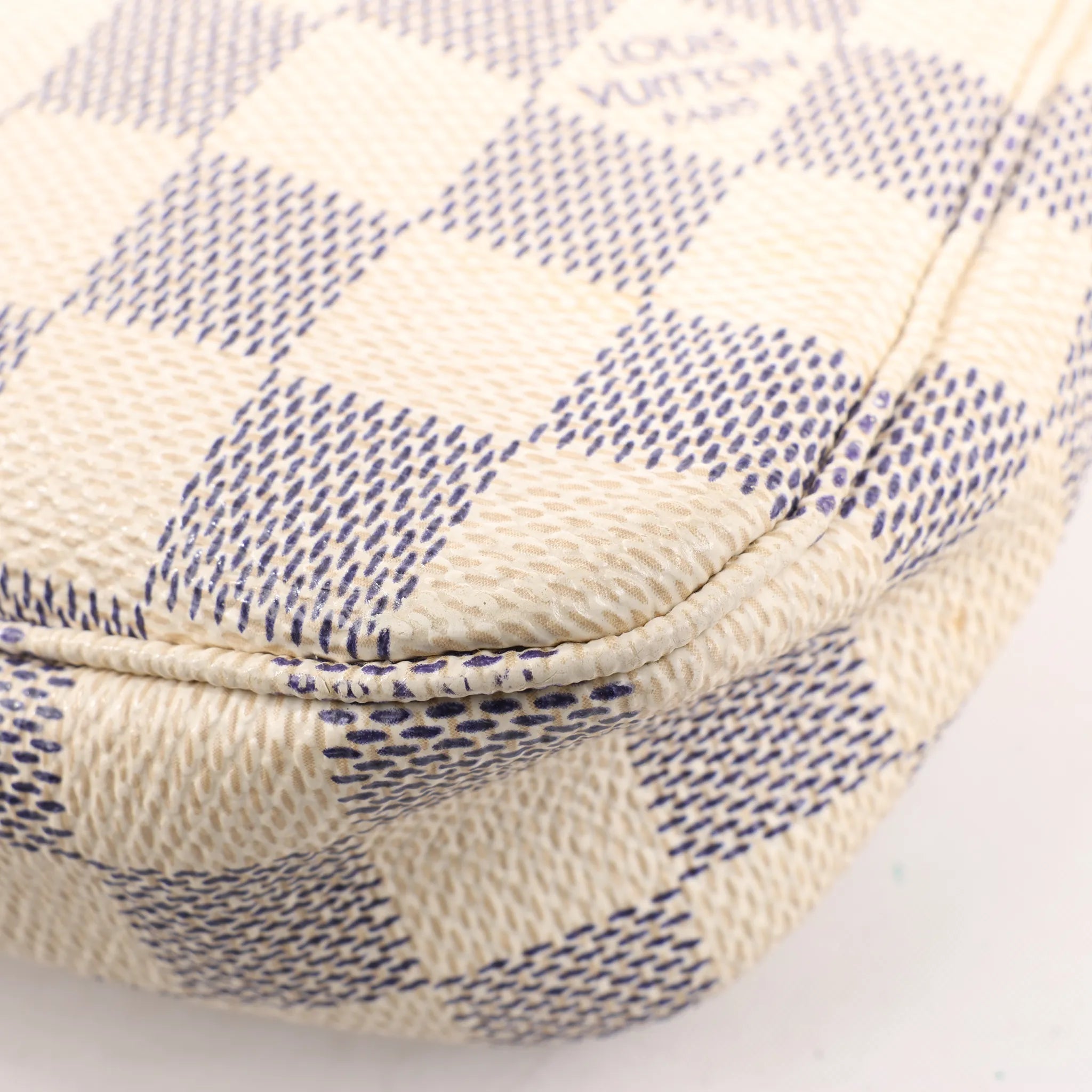 Louis Vuitton Damier Azur Pochette Accessoire Handbag N41207