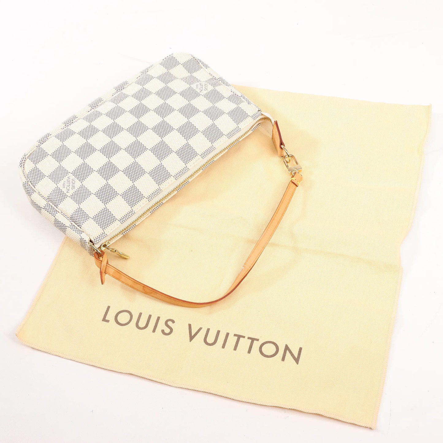 Louis Vuitton Damier Azur Pochette Accessoire Handbag in Beige N41207