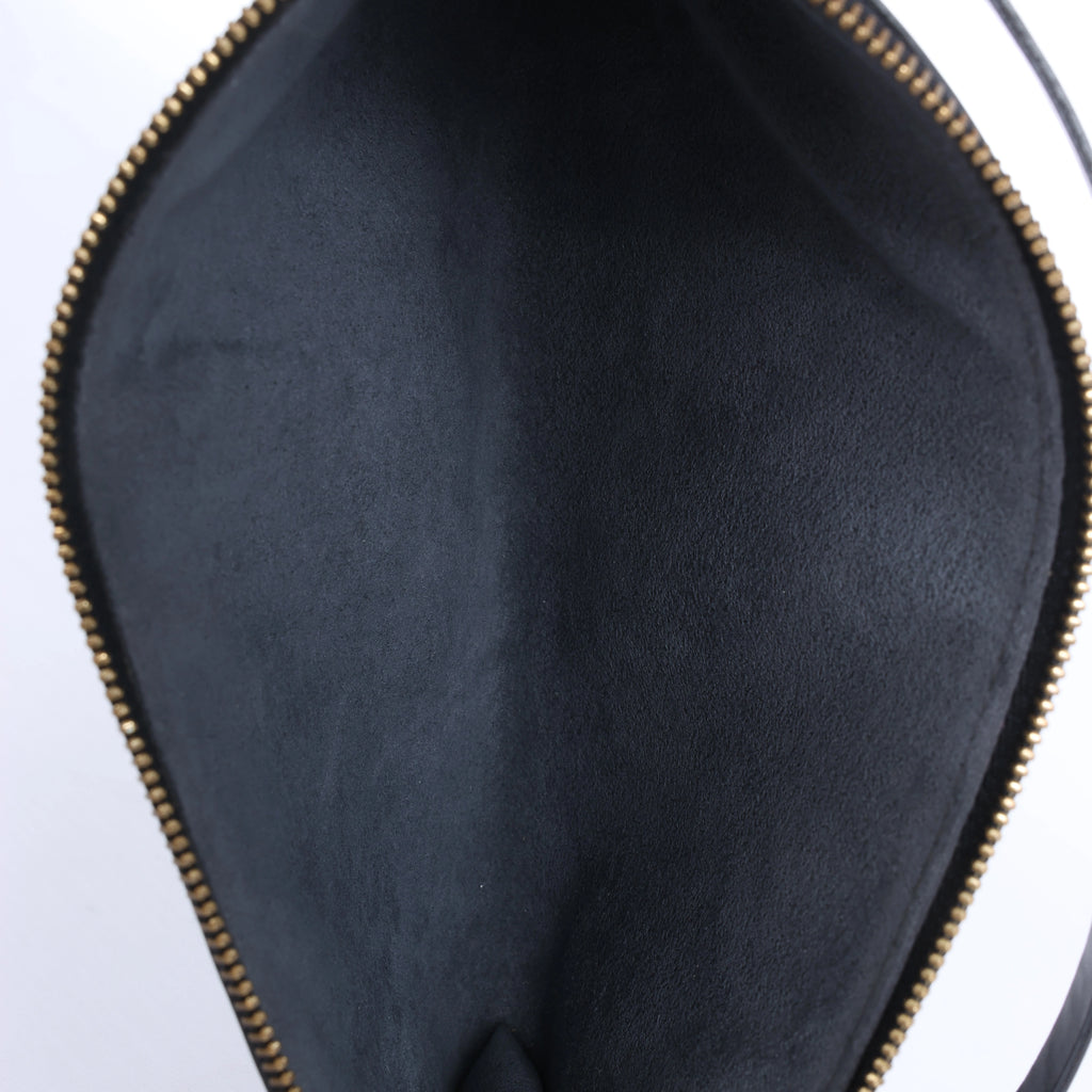 Louis Vuitton Pochette Accessoire Epi Leather Handbag in Black M52942