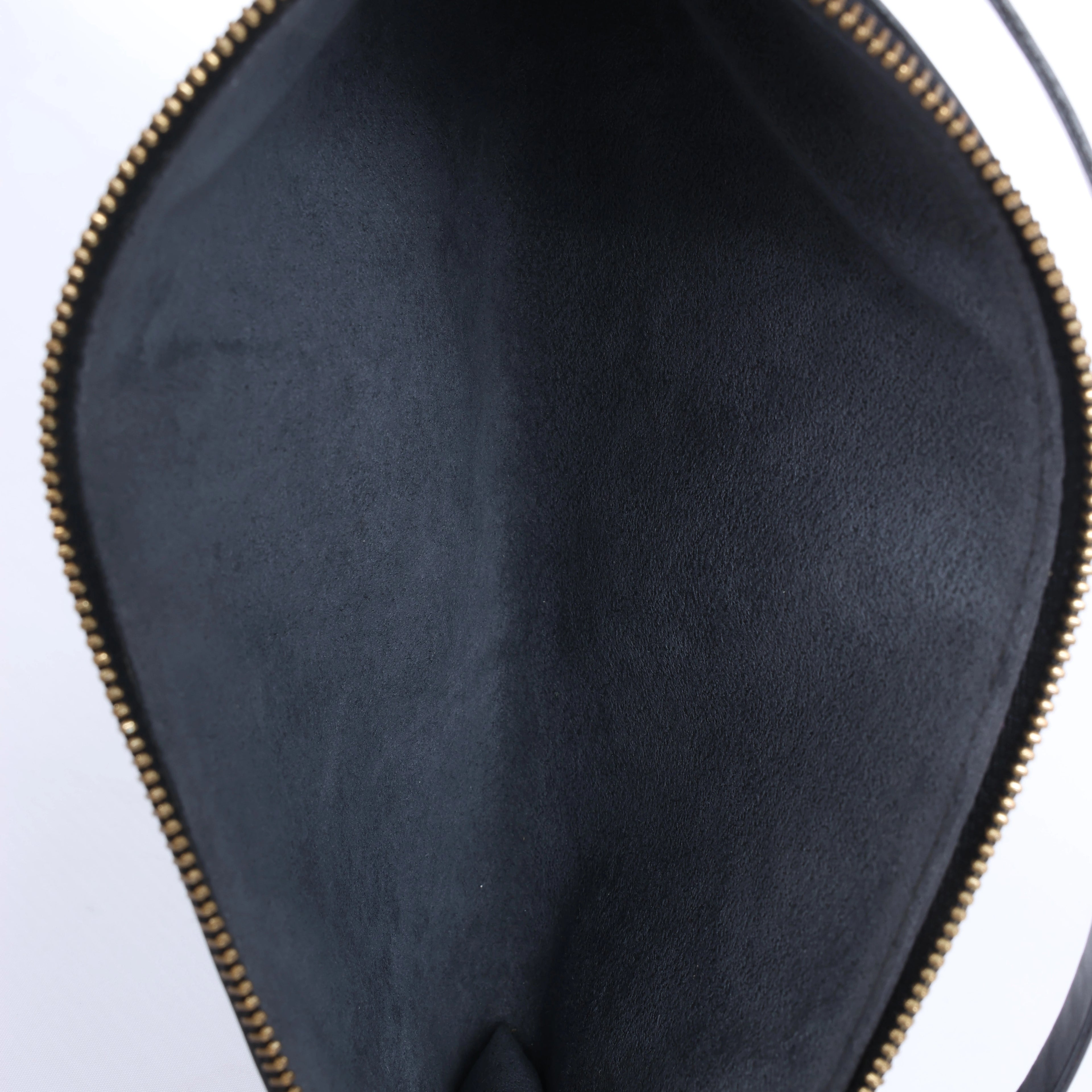 Louis Vuitton Pochette Accessoire Epi Leather Handbag in Black M52942