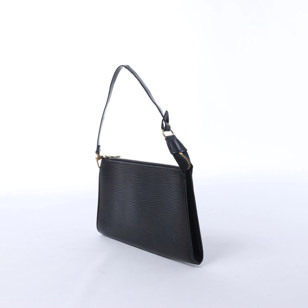 Louis Vuitton Pochette Accessoire Epi Leather Handbag in Black M52942