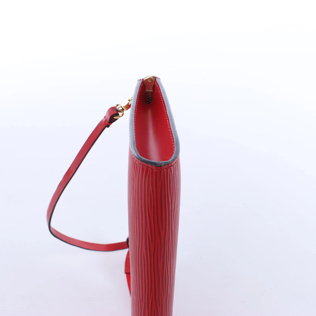 Louis Vuitton Pochette Accessoire Epi Leather Handbag in Red M52947