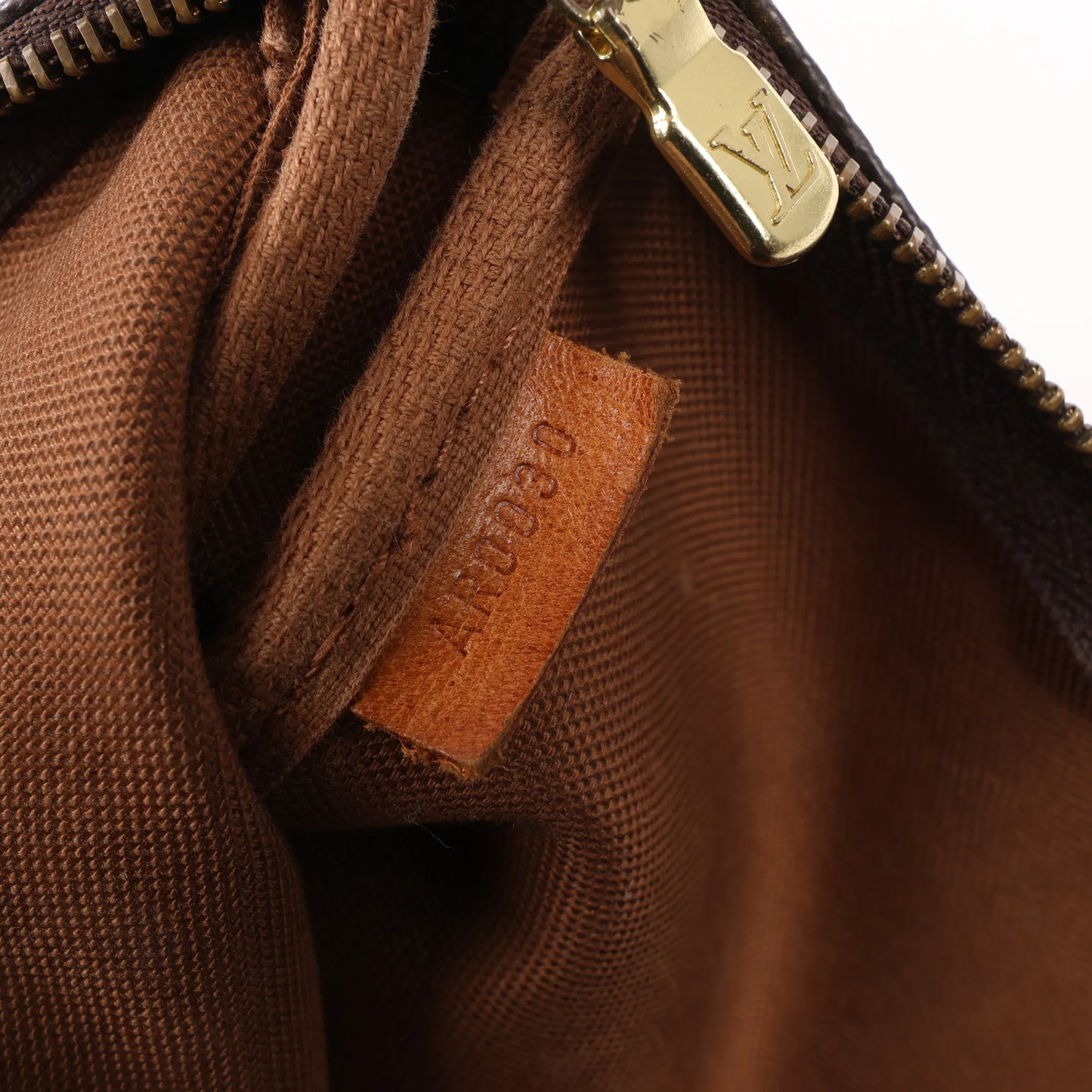 Louis Vuitton Pochette Accessoir Monogram Canvas Handbag in Brown M51980