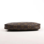 Louis Vuitton Pochette Accessoir Monogram Canvas Handbag in Brown M51980