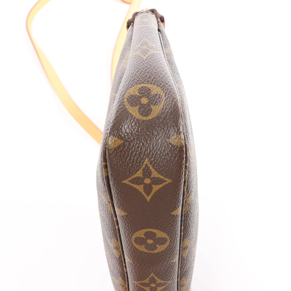 Louis Vuitton Pochette Accessoir Monogram Canvas Crossbody Bag in Brown M51980