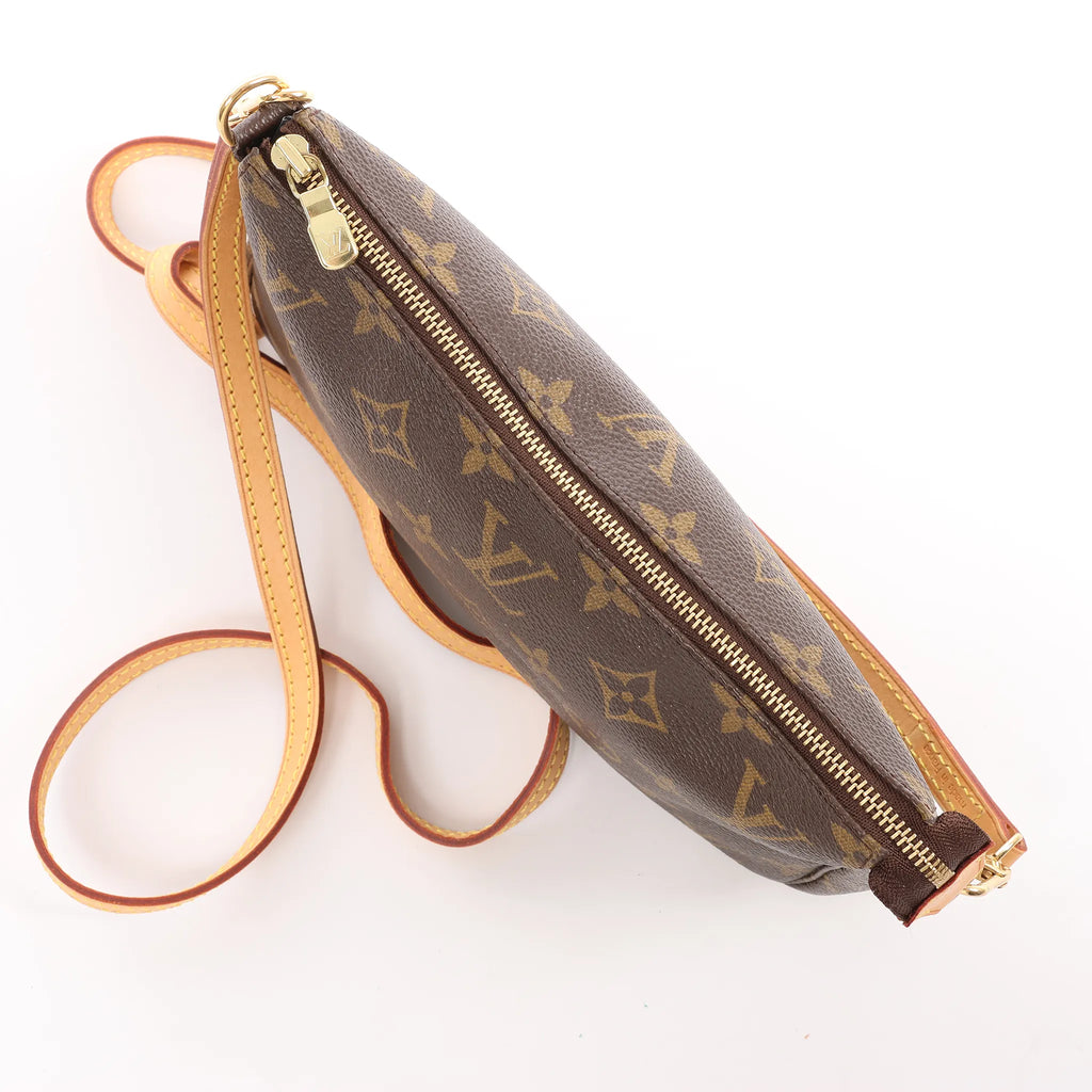 Louis Vuitton Pochette Accessoir Monogram Canvas Crossbody Bag in Brown M51980