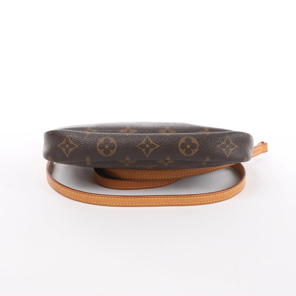Bolso de mano Louis Vuitton Pochette Accessoir de lona con monograma en marrón M51980