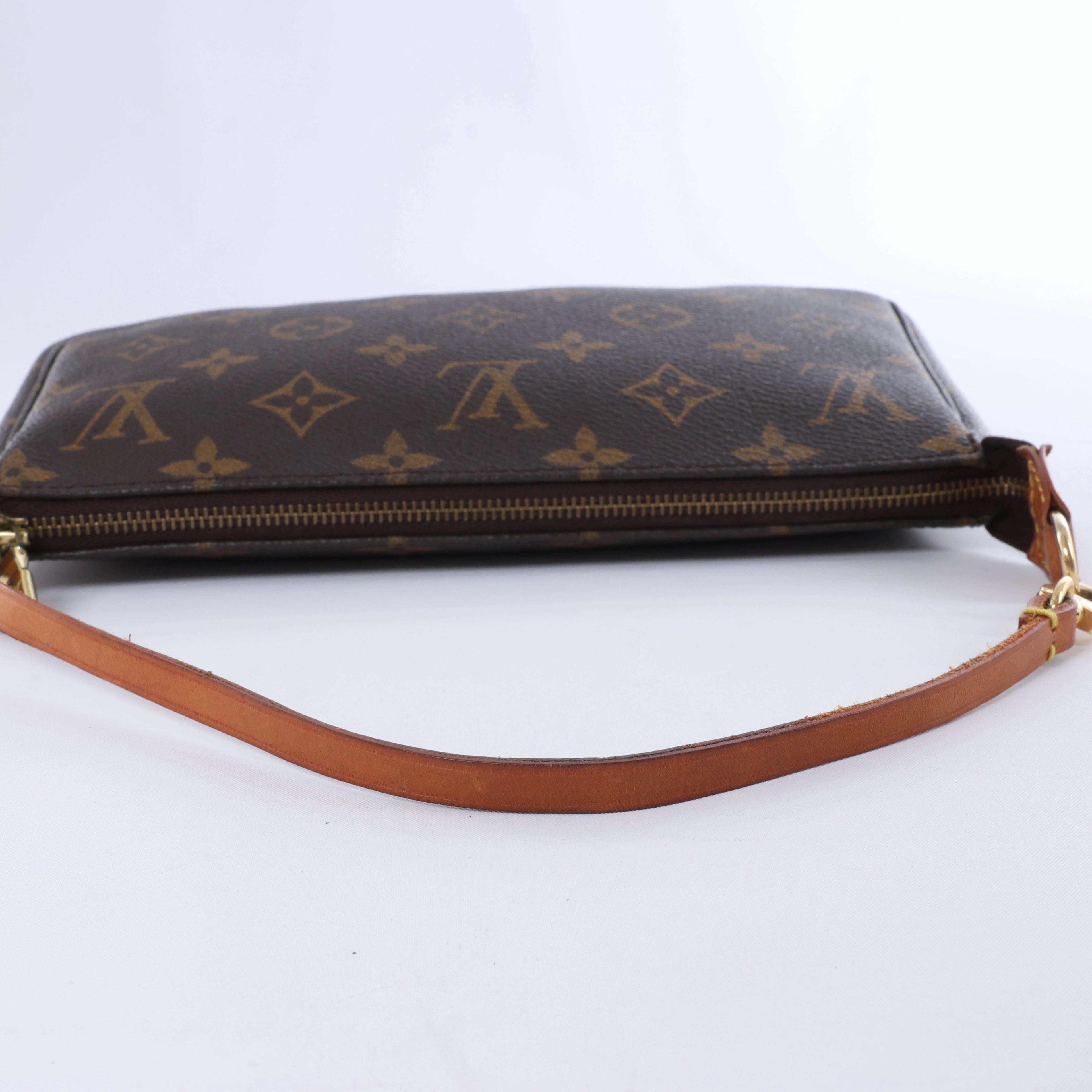 Louis Vuitton Monogram Canvas Pochette Accessoire Handbag M51980