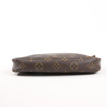 Louis Vuitton Pochette Accessoir Monogram Handbag in Brown M51980