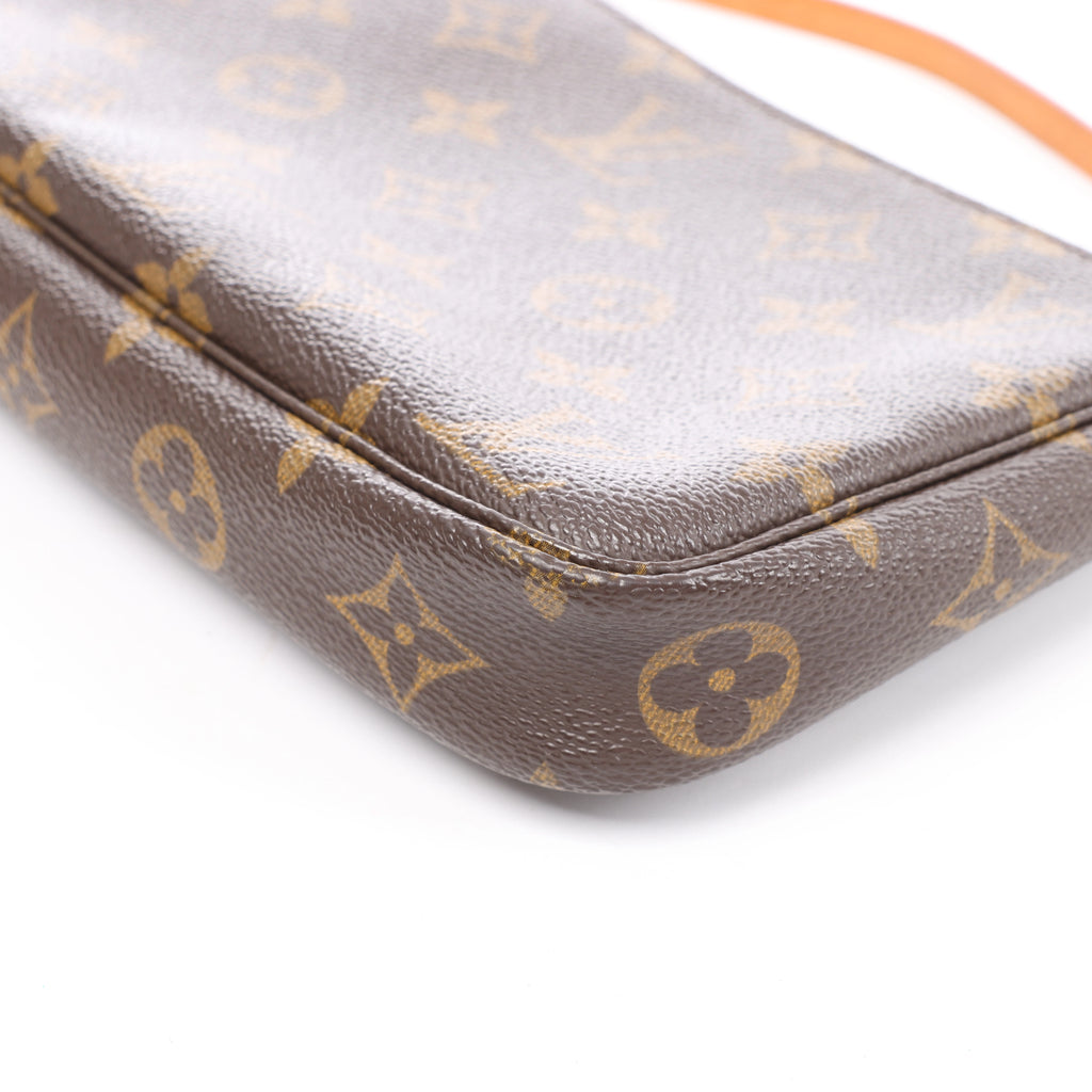 Bolso de mano Louis Vuitton Pochette Accessoir de lona con monograma en marrón M51980