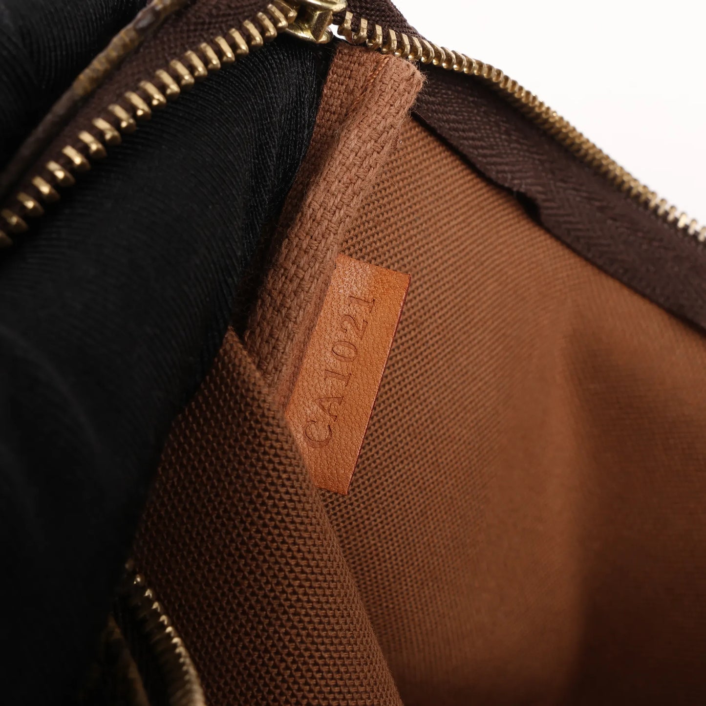 Louis Vuitton Pochette Accessoir Monogram Canvas Handbag in Brown M51980