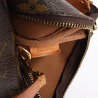 Bolso de mano Louis Vuitton Pochette Accessoir de lona con monograma en marrón M51980