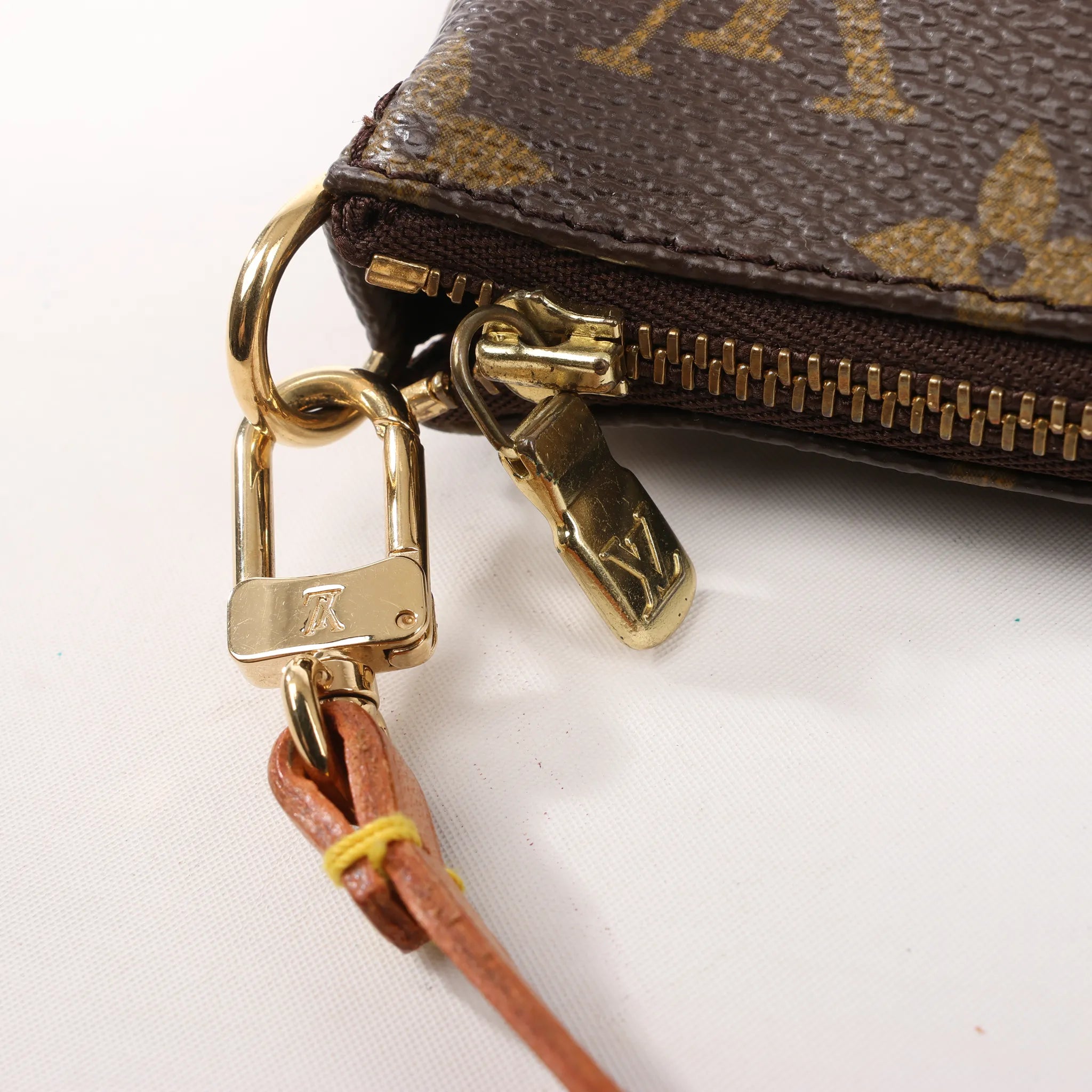 Louis Vuitton Pochette Accessoir Monogram Canvas Handbag in Brown M51980