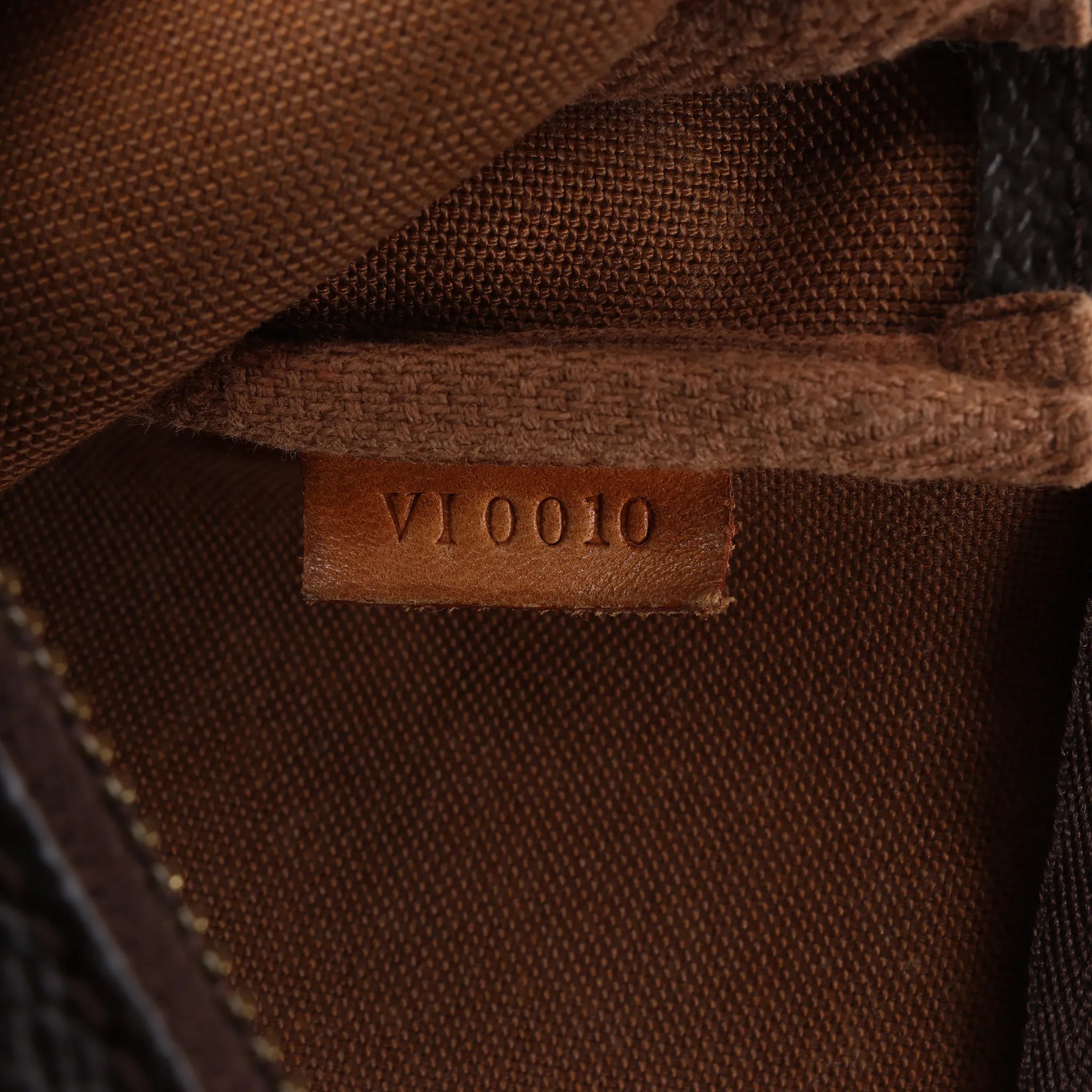 Louis Vuitton Pochette Accessoir Monogram Canvas Handbag in Brown M51980