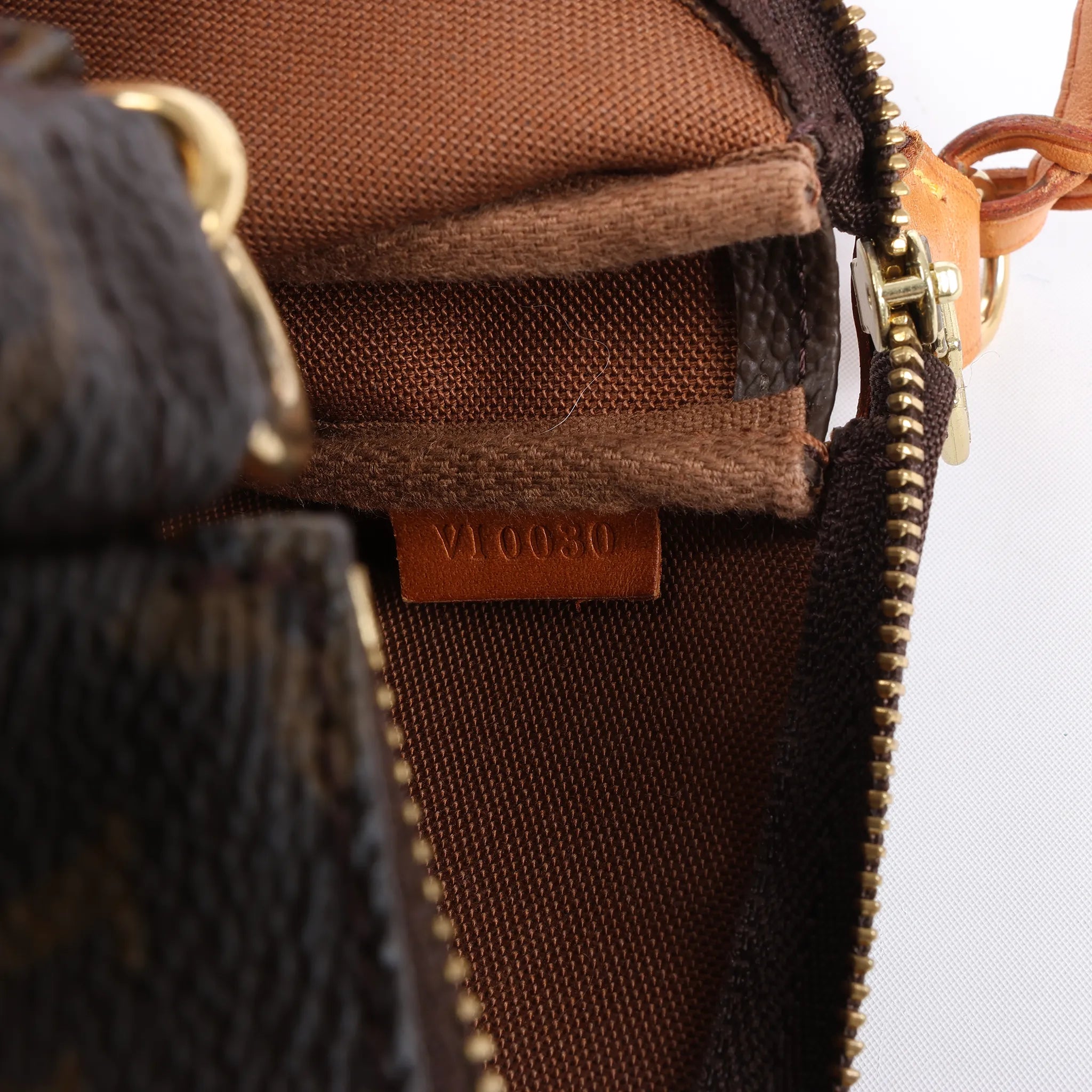 Louis Vuitton Pochette Accessoir Monogram Canvas Handbag in Brown M51980