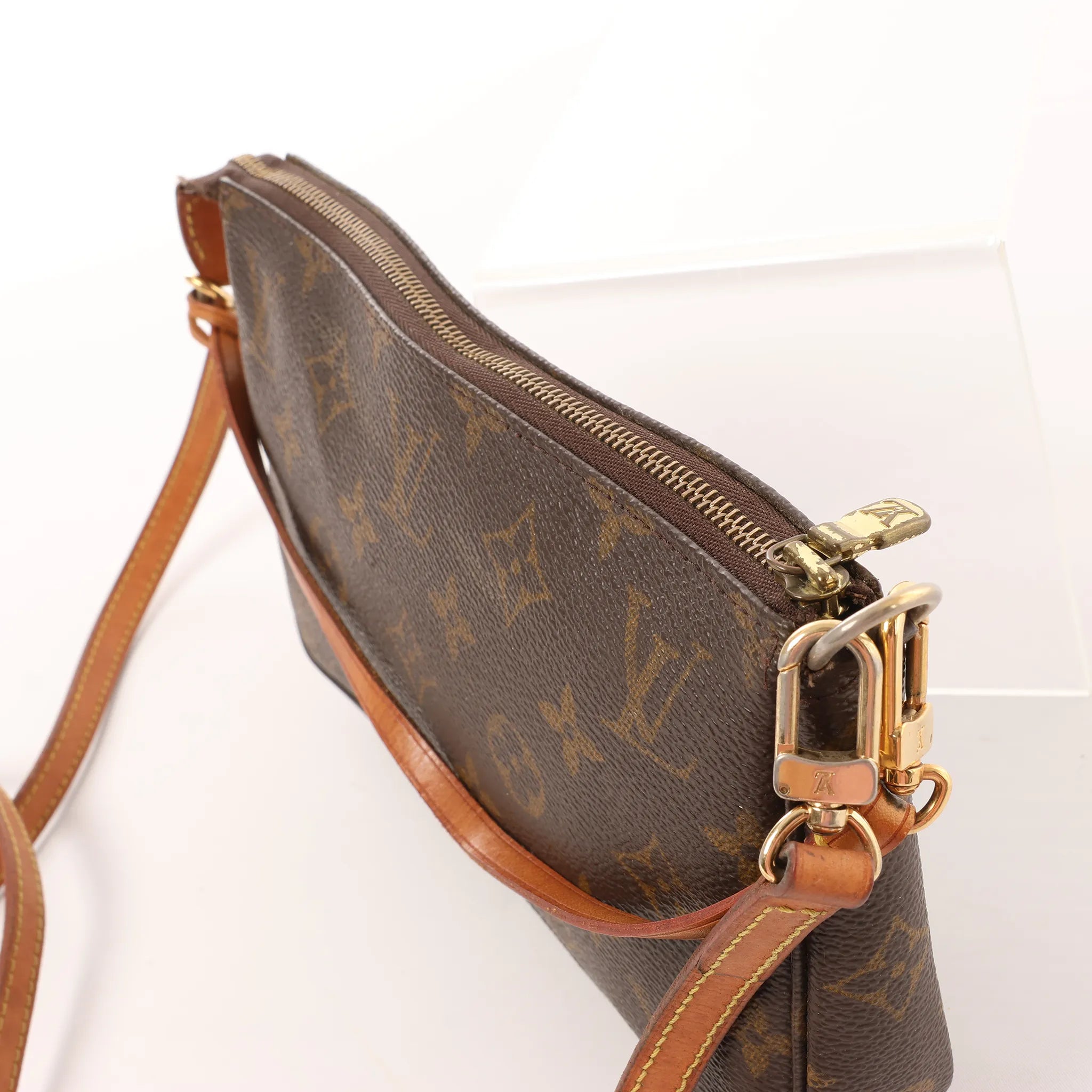Louis Vuitton Pochette Accessoir Monogram Canvas Crossbody Bag in Brown M51980