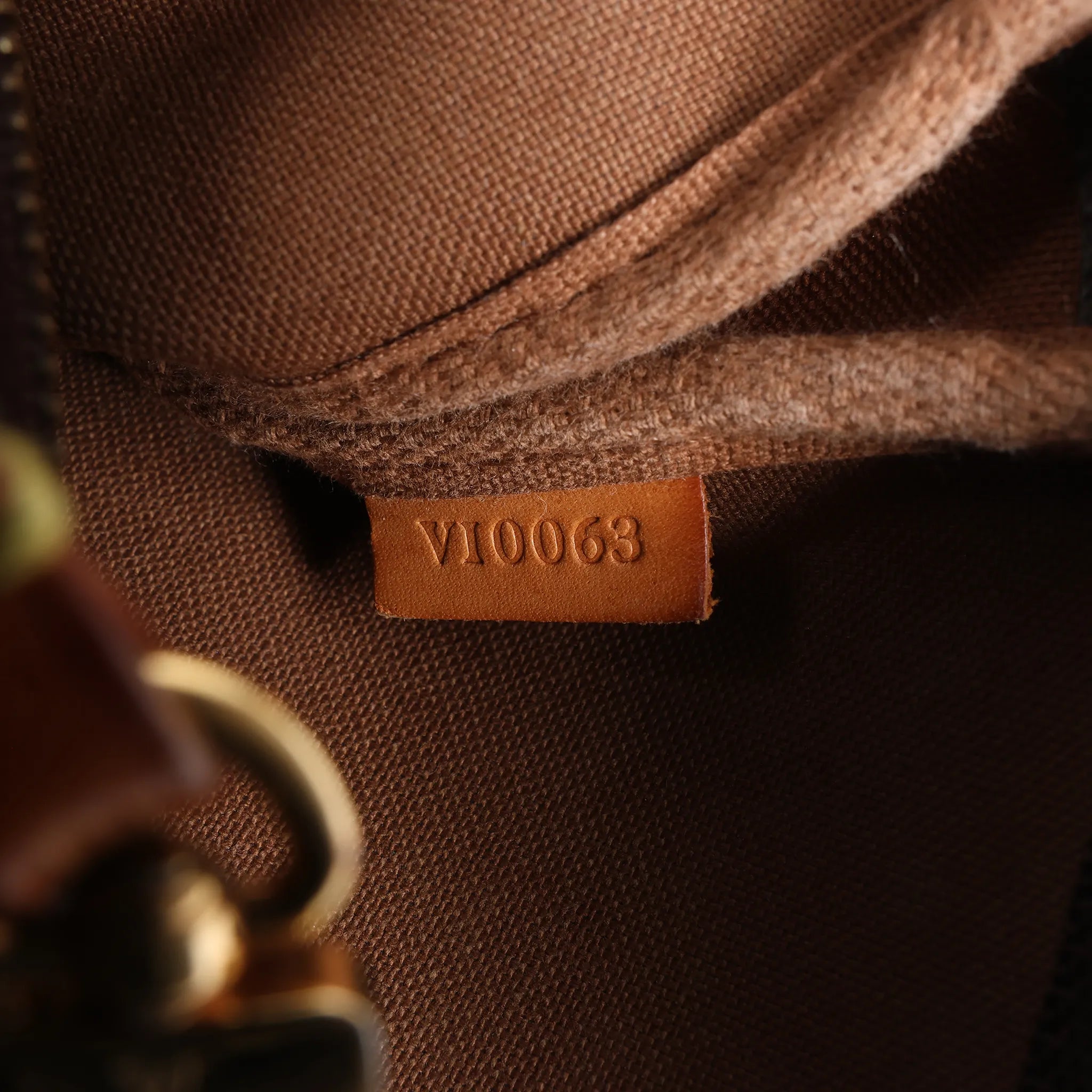 Louis Vuitton Pochette Accessoir Monogram Canvas Handbag in Brown M51980