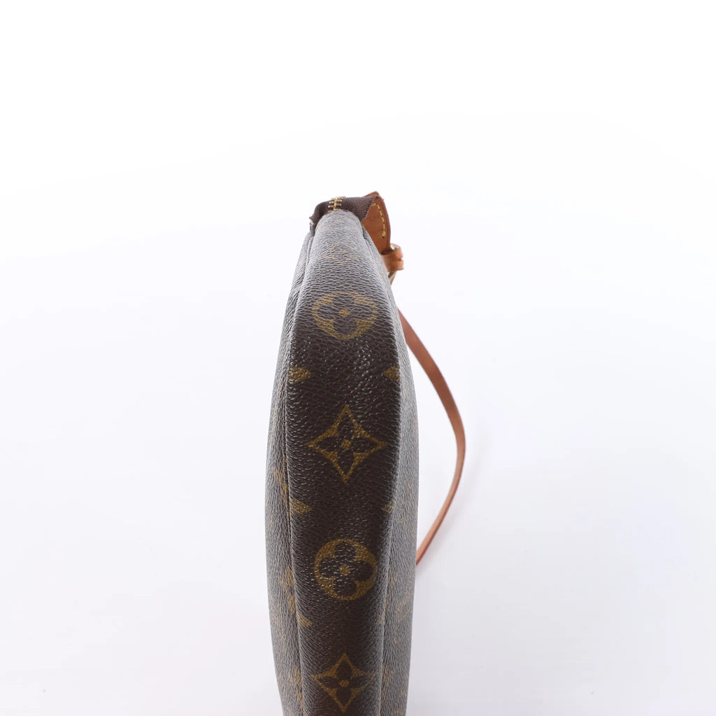 Louis Vuitton Pochette Accessoir Monogram Canvas Handbag in Brown M51980