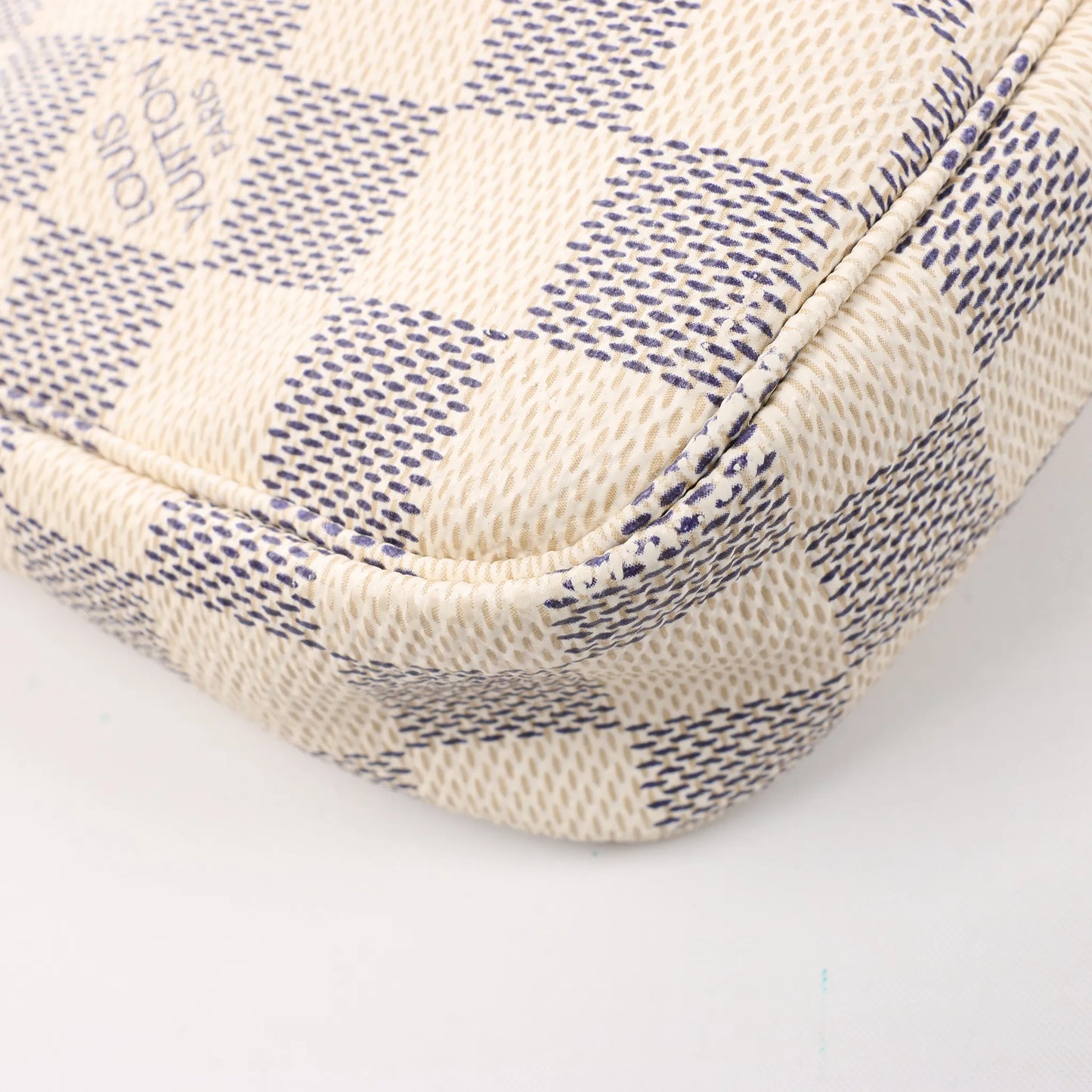 Louis Vuitton Damier Azur Pochette Accessoire Sac à bandoulière N51986