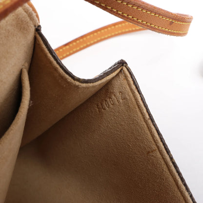 Louis Vuitton Monogram Canvas Pochette Twin GM Shoulder Bag M51852