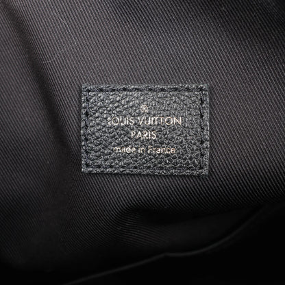 Louis Vuitton Pontheiu Monogram Empreinte Schultertasche in Schwarz M43719