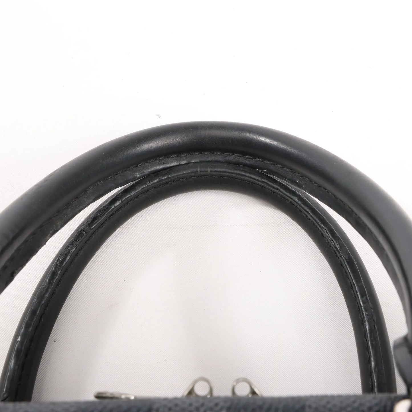 Louis Vuitton Porte Documents Voyages Damier Graphite Handbag in Dark Gray N41125