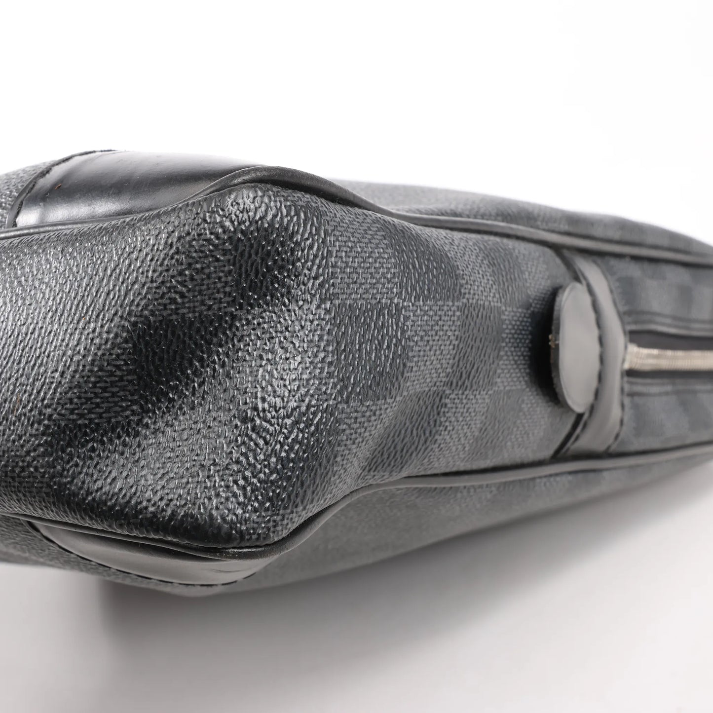 Louis Vuitton Porte Documents Voyages Damier Graphite Handbag in Dark Gray N41125