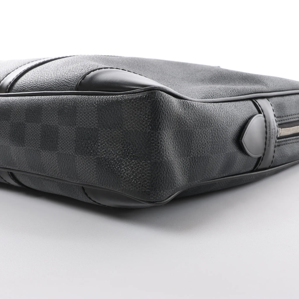 Louis Vuitton Porte Documents Voyages Damier Graphite Handbag in Dark Gray N41125