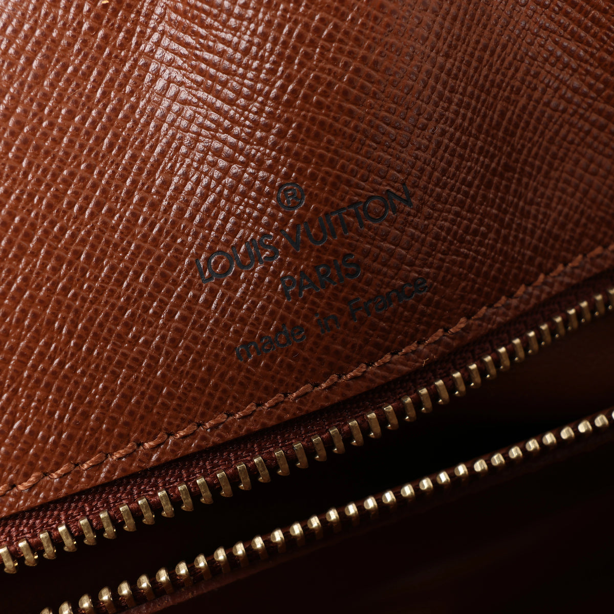 Louis Vuitton Porte Document Voyages Monogram Handbag in Brown M53361