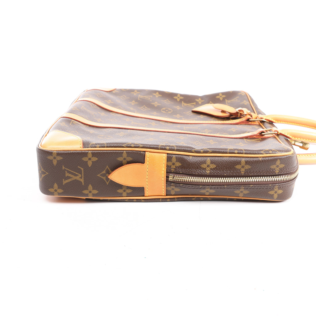 Louis Vuitton Porte Document Voyages Monogram Handbag in Brown M53361