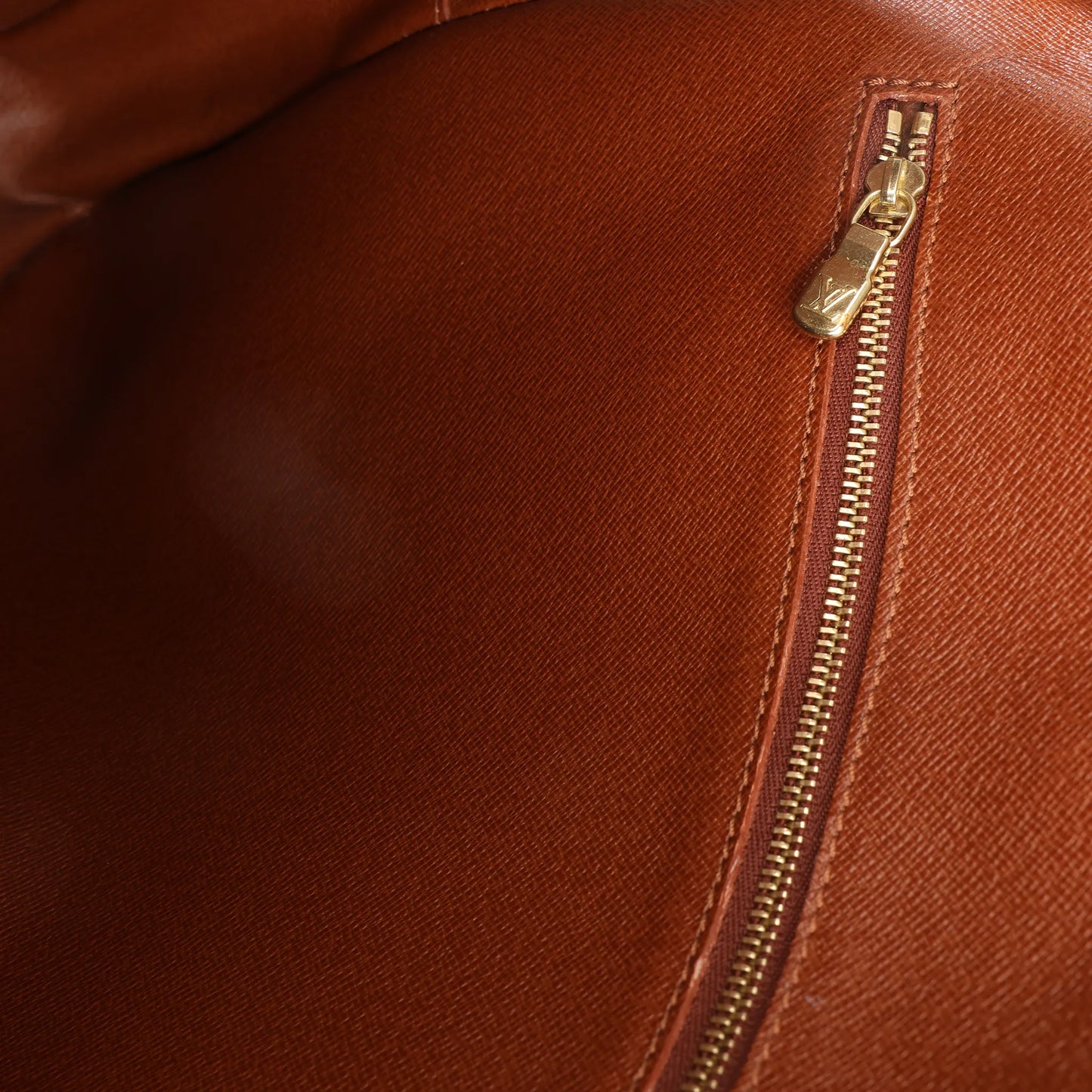 Louis Vuitton Monogram Porte Documents Voyage Handbag in Brown M53361