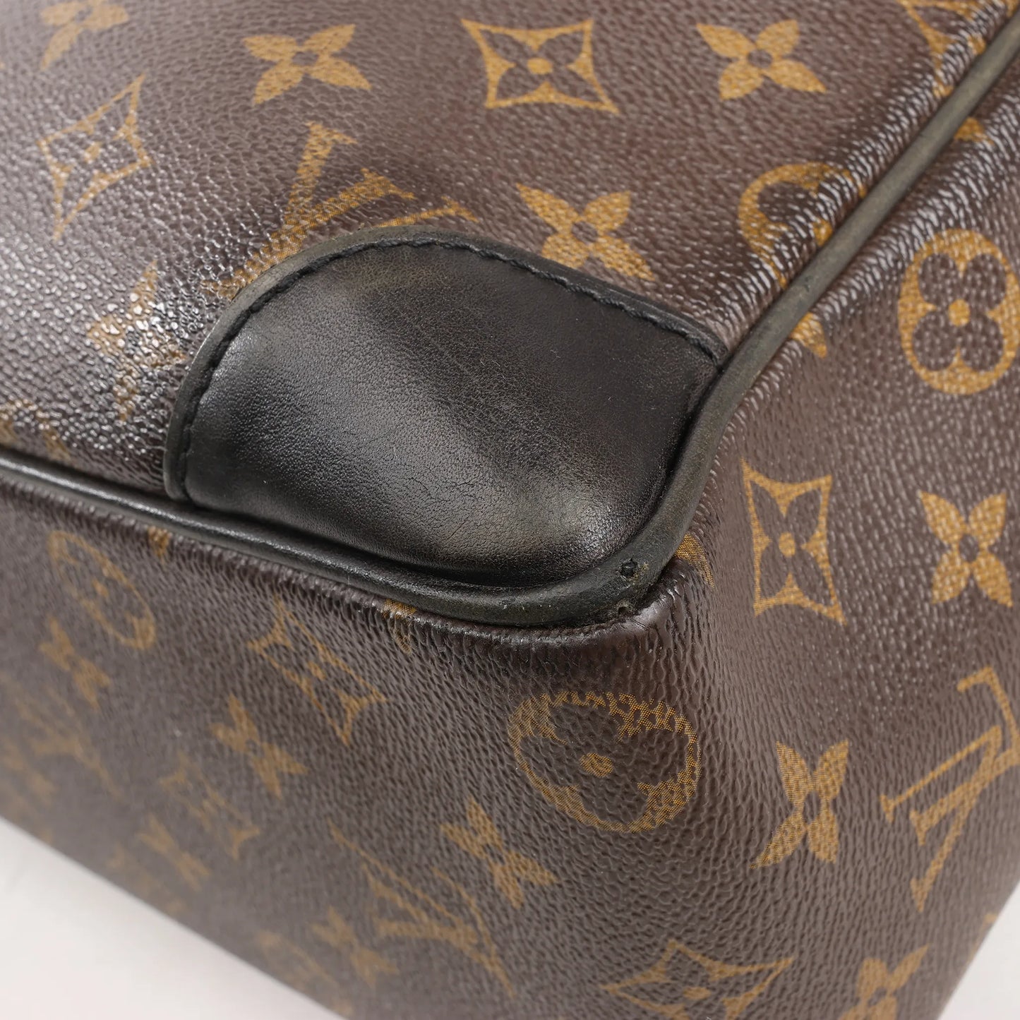 Louis Vuitton Monogram Macassar Porte Document Voyages Handbag in Brown M40224