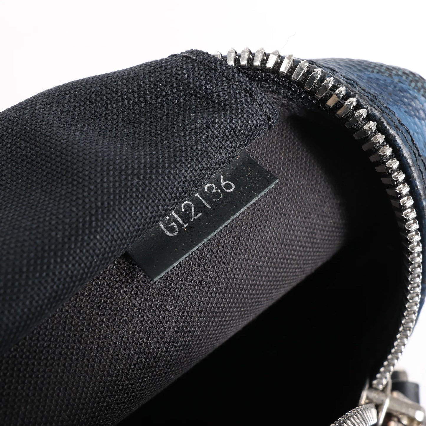 Louis Vuitton Damier Cobalt Camouflage Porte Documents Voyages 2Way Sac à main N41507