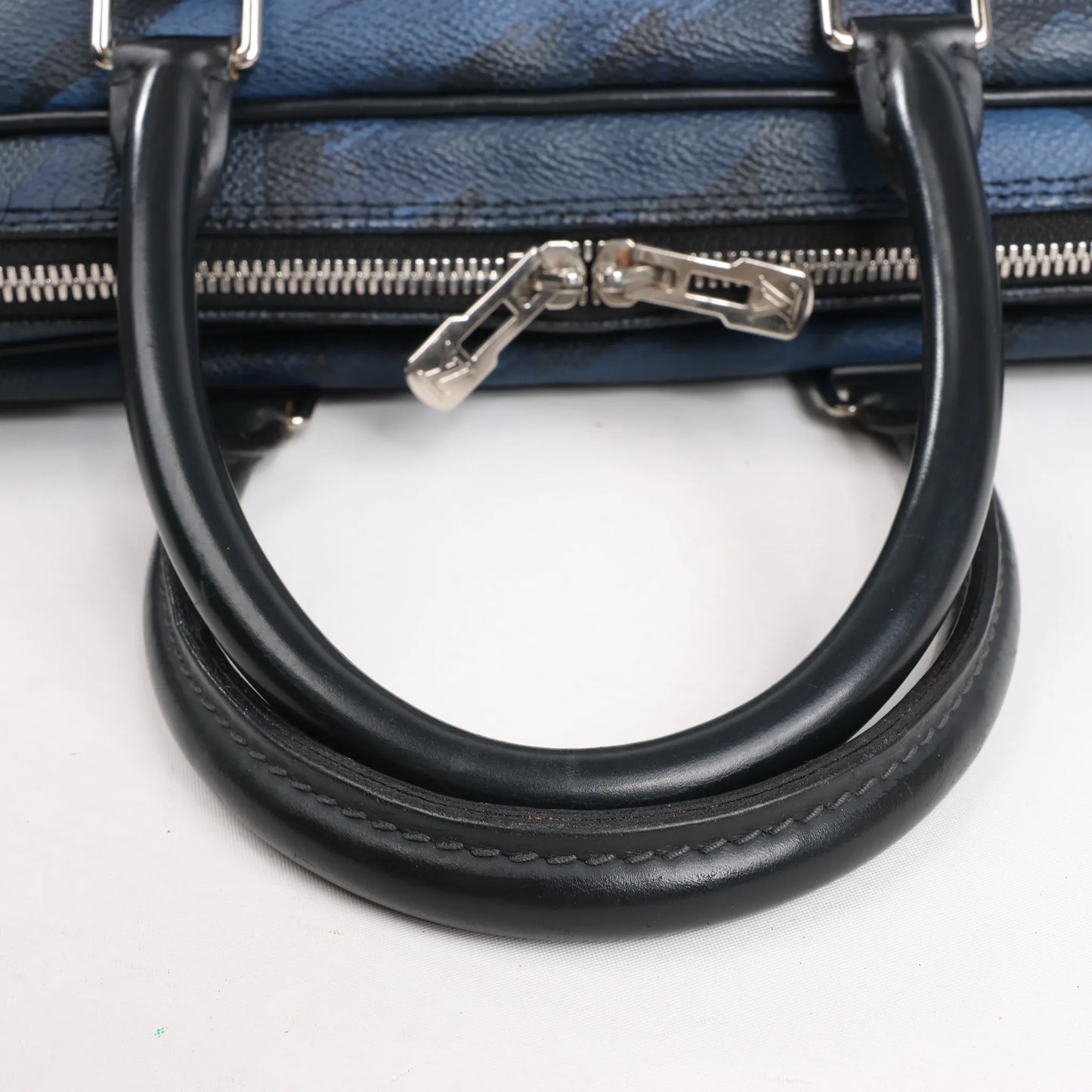 Louis Vuitton Damier Cobalt Camouflage Porte Documents Voyages 2Way Sac à main N41507