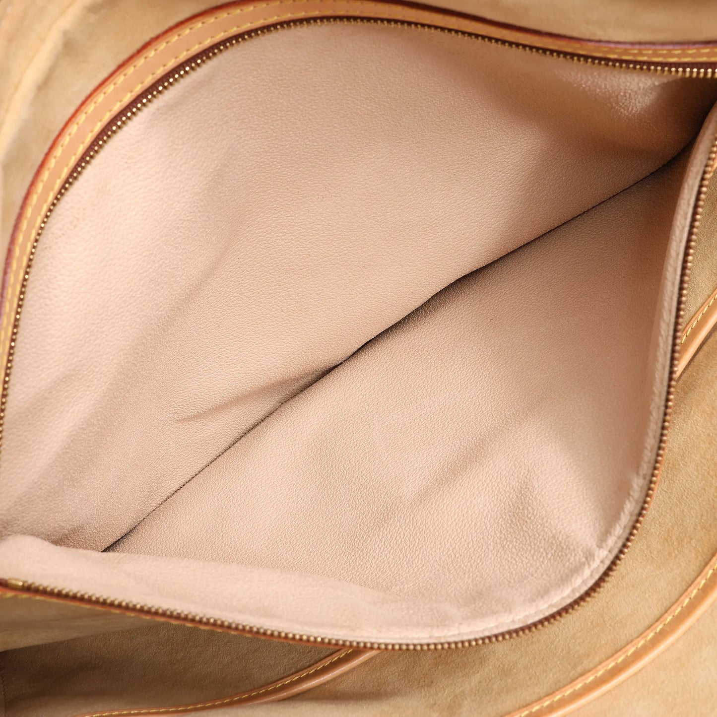 Louis Vuitton Monogram Canvas Porte Documents Voyage Handbag M53362