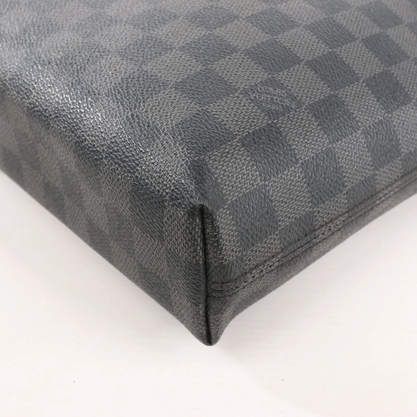 Louis Vuitton Damier Graphite Porte Documents Jules NM Handbag in Black N48260