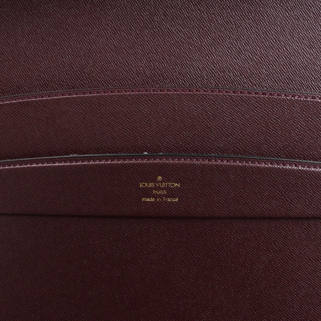 Louis Vuitton President Taiga Leather Handbag in Purple M30006