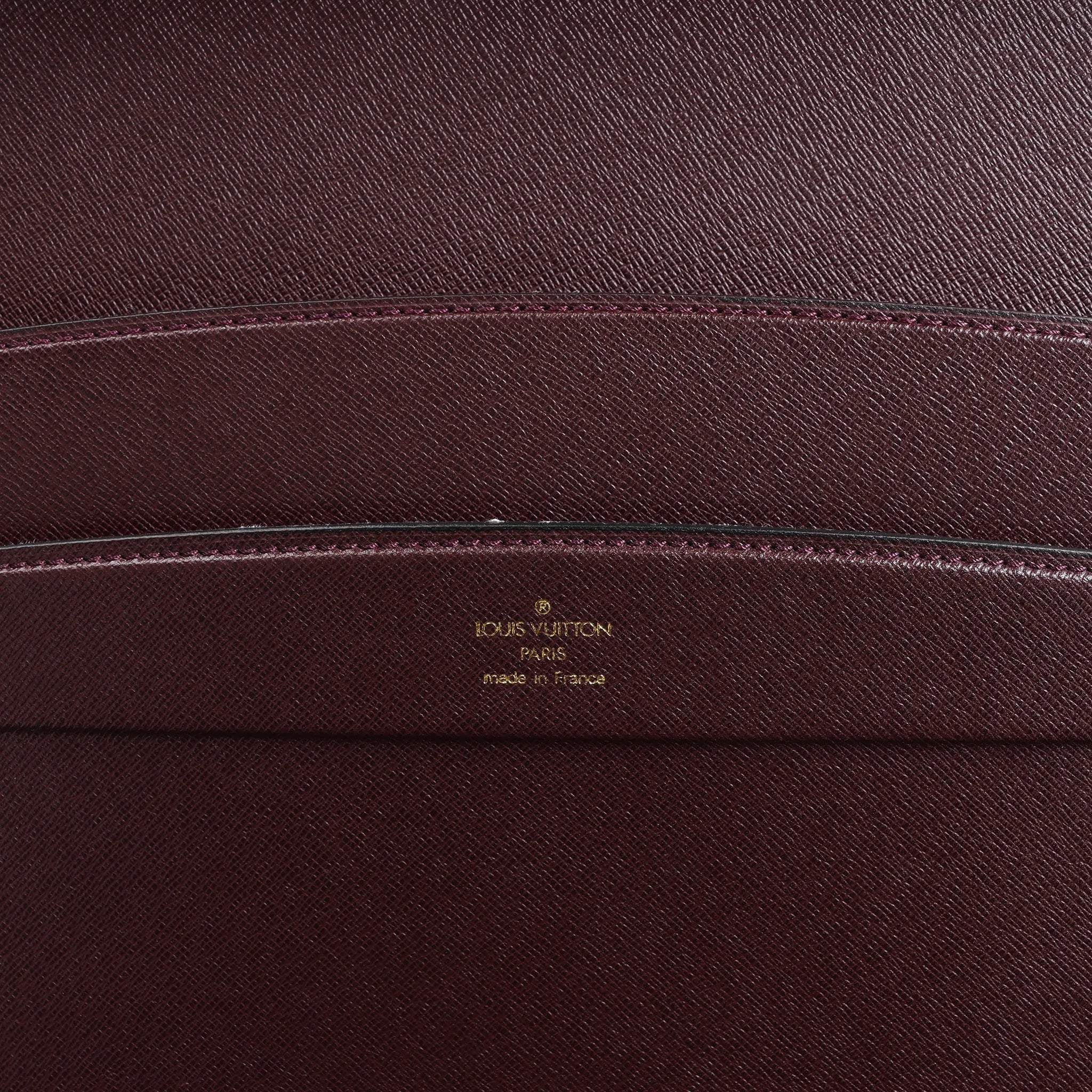 Louis Vuitton President Taiga Leather Handbag in Purple M30006