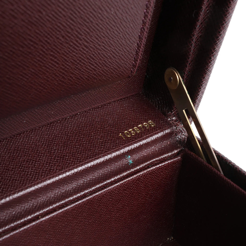 Louis Vuitton President Taiga Leather Handbag in Purple M30006